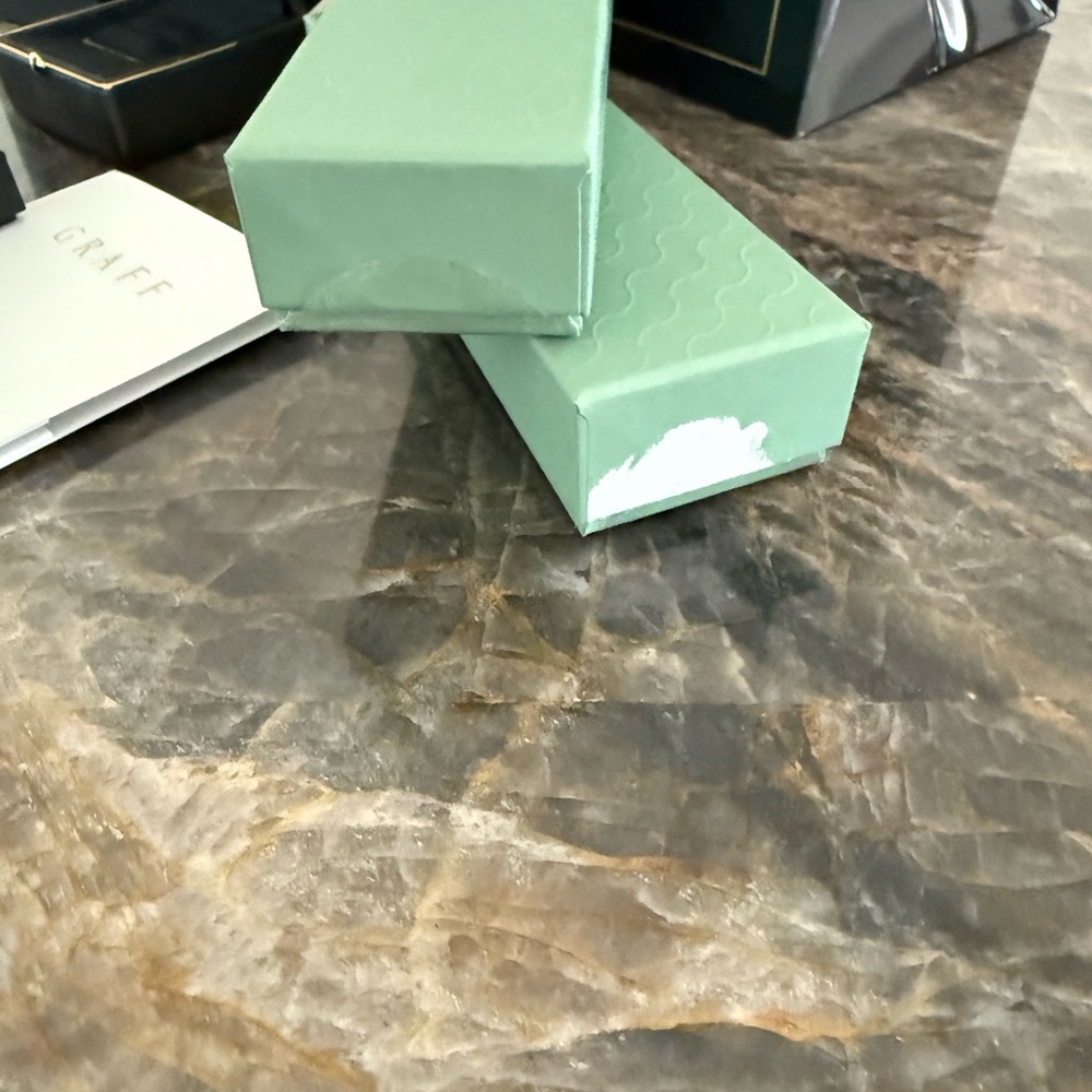 Graff Jewelry box set - Picture 6 of 6